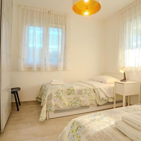 Apartman Polje Njivice Eksteriør bilde