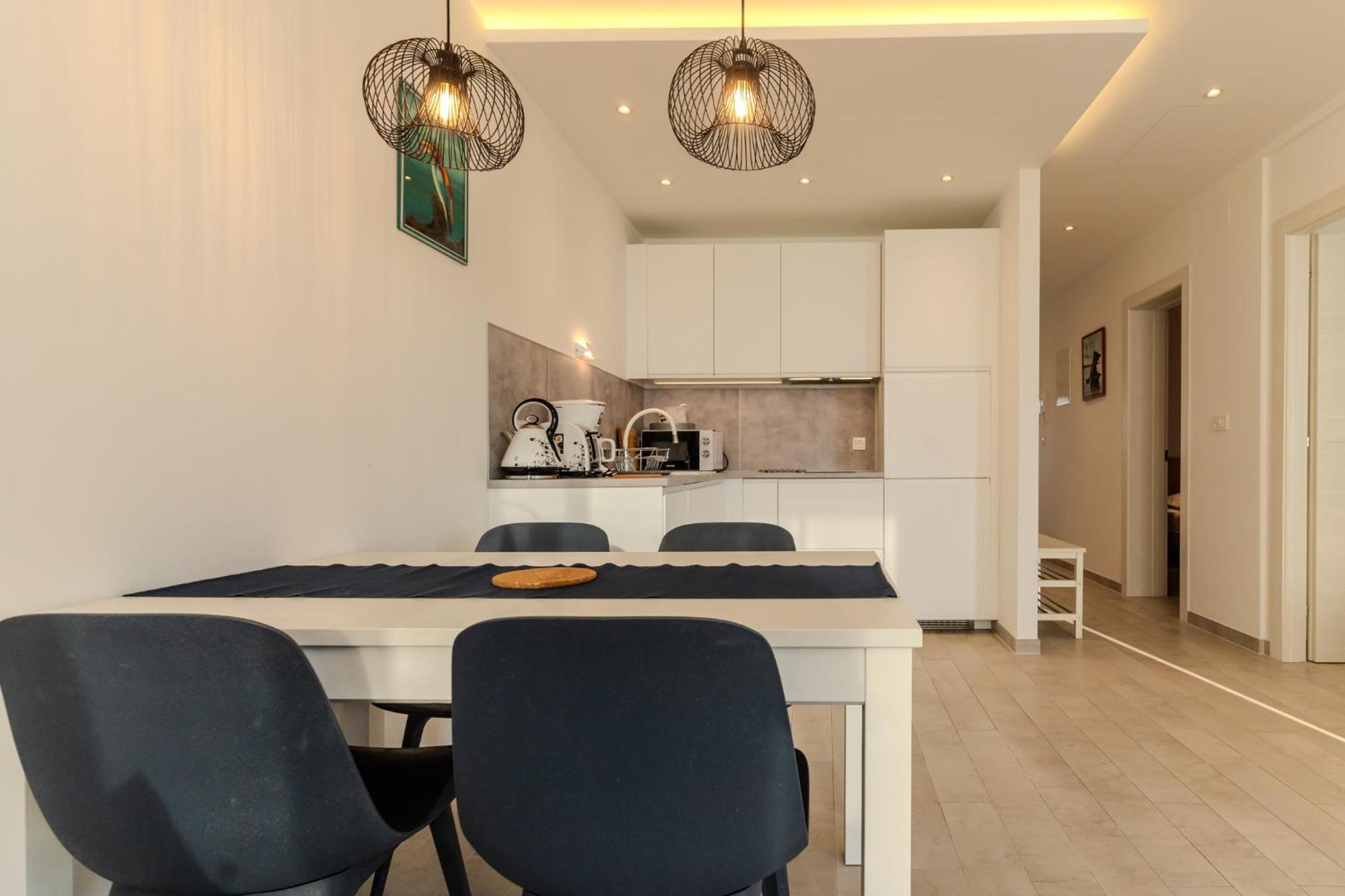 Apartman Polje Njivice Eksteriør bilde